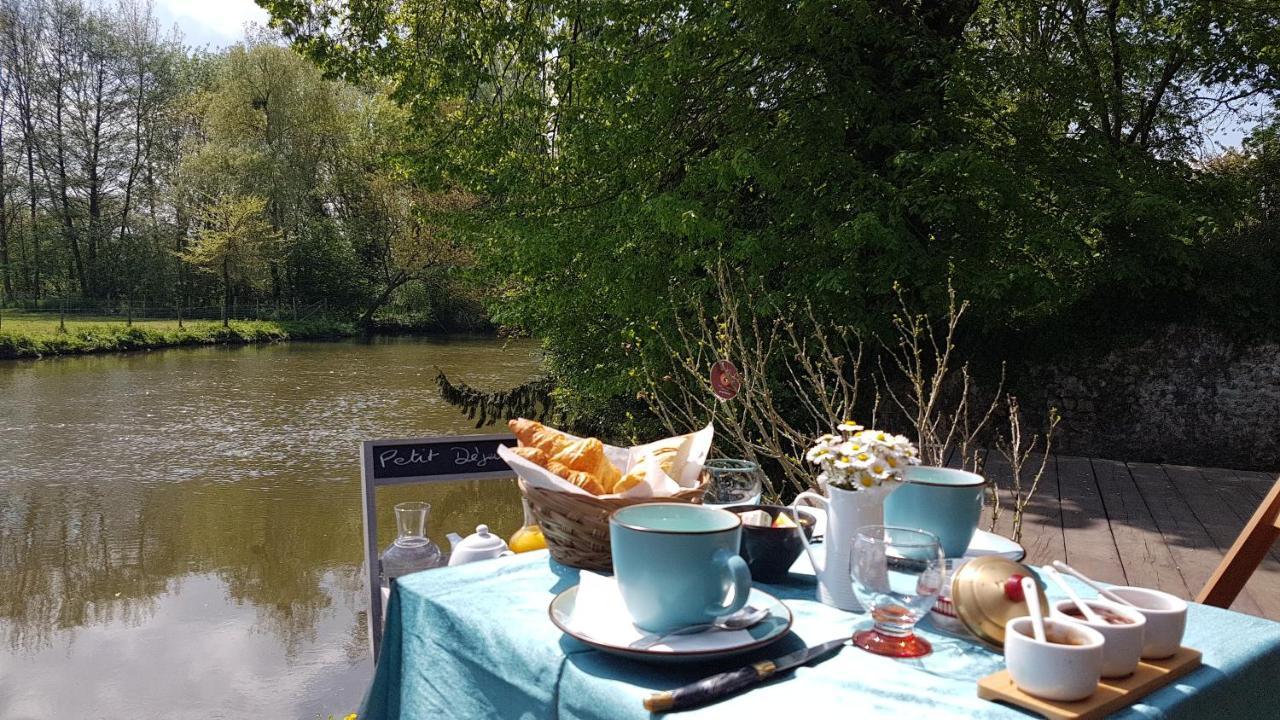 La Belmontaise Acomodação com café da manhã Beaumont-sur-Sarthe Exterior foto